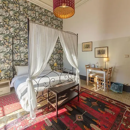 Grand Tour Design Self Check-in Nocleg ze śniadaniem 3*