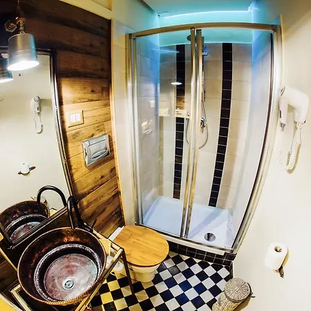 Grand Tour Design Self Check-in 3* Katania