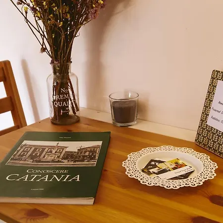 Nocleg ze śniadaniem Grand Tour Design Self Check-in Katania